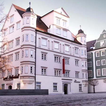 Der Fuerstenhof